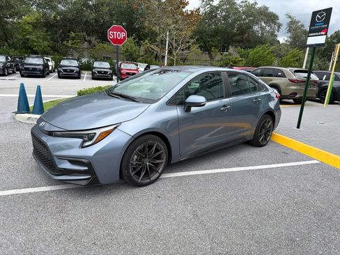 Used 2024 Toyota Corolla SE FWD image 11