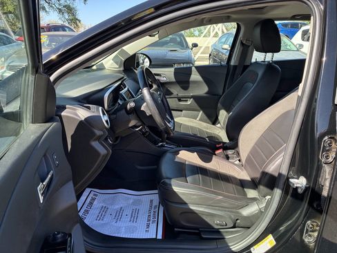 Used 2019 Chevrolet Sonic Premier w/ Driver Confidence Package image 3