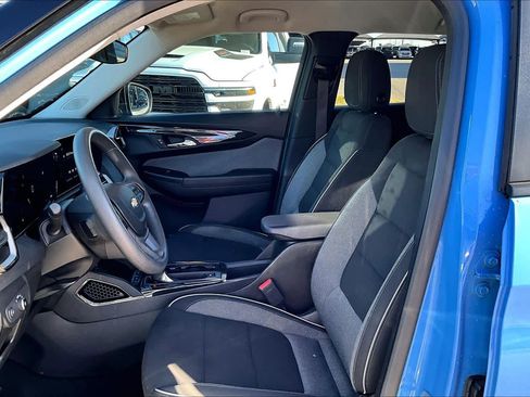 Used 2024 Chevrolet TrailBlazer LS w/ LS Convenience Package image 7