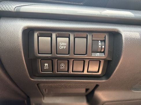 Used 2021 Subaru Forester AWD/4WD image 20