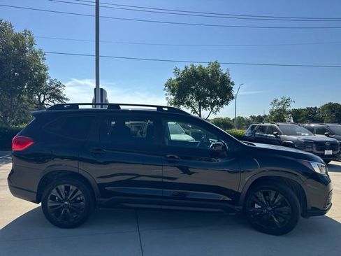 Used 2022 Subaru Ascent Onyx Edition AWD/4WD image 2