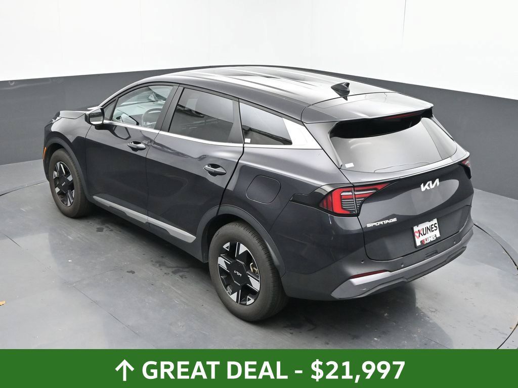Used 2026 Kia Sportage LX FWD image 42