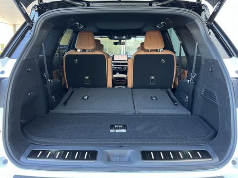New 2026 INFINITI QX60 Autograph w/ Dark Cargo Package AWD/4WD image 20