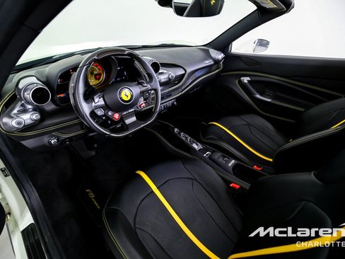 Used 2021 Ferrari F8 Tributo RWD image 13