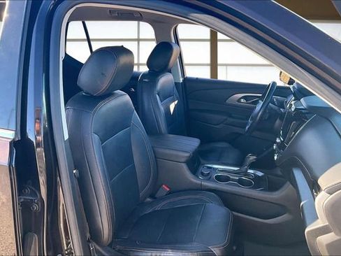 Used 2019 Chevrolet Traverse LT image 7