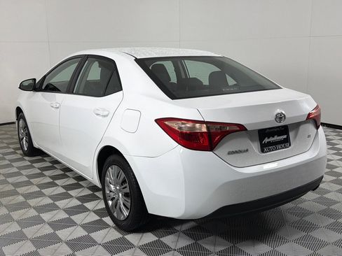 Used 2019 Toyota Corolla LE image 7