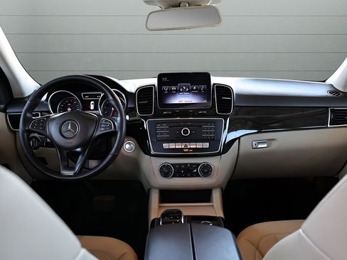 Used 2018 Mercedes-Benz GLE 350 image 25