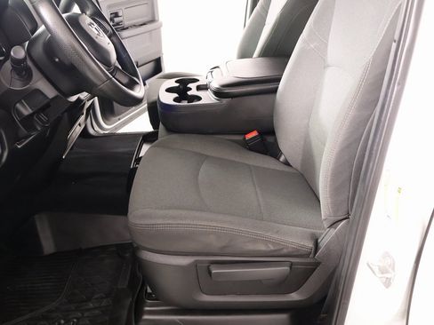 Used 2022 RAM 3500 Tradesman image 10