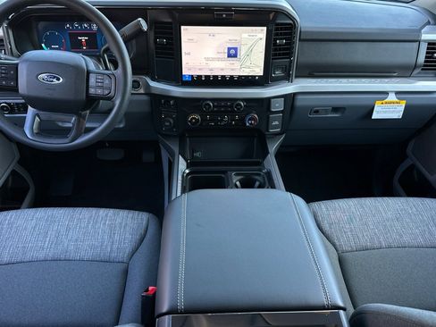 New 2026 Ford F250 XLT w/ XLT Premium Package AWD/4WD image 12