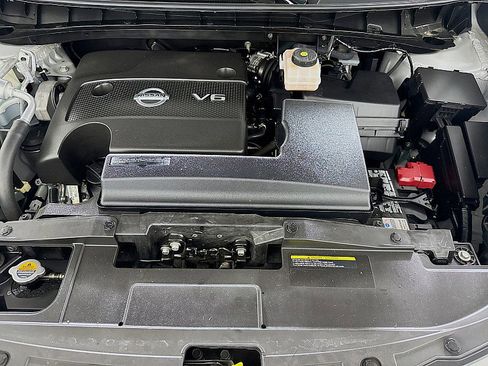 Certified 2024 Nissan Murano Platinum w/ Cargo Package image 32