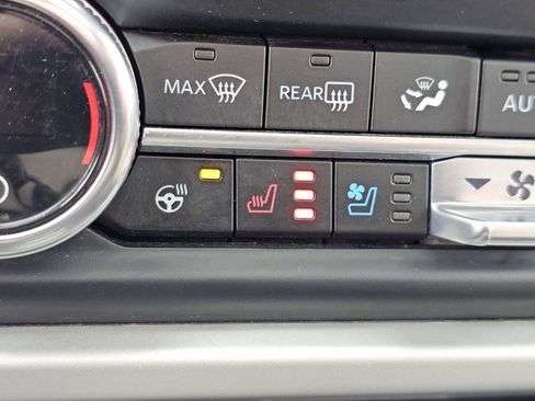 Used 2024 Ford Expedition Max Limited AWD/4WD image 12