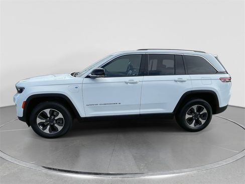 Used 2022 Jeep Grand Cherokee Limited 4xe image 68