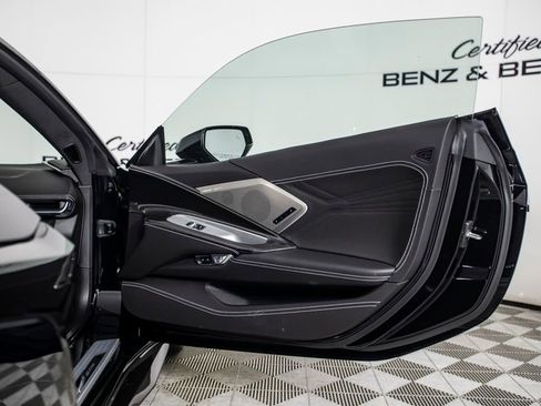Used 2023 Chevrolet Corvette Z06 image 17