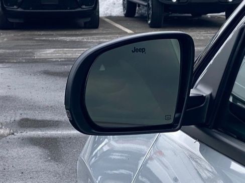 New 2026 Jeep Compass Limited image 12