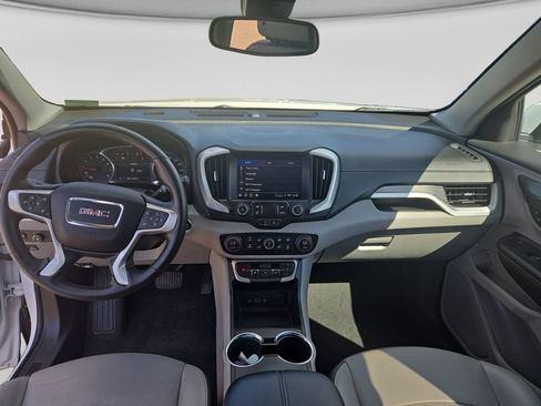 Used 2024 GMC Terrain SLT AWD/4WD image 25