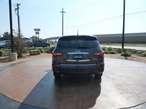 Used 2013 INFINITI JX35 AWD w/ Premium Pkg image 3