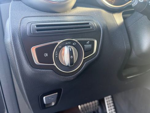 Used 2020 Mercedes-Benz GLC 300 4MATIC image 14