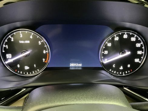 Used 2023 Buick Envision Avenir image 18