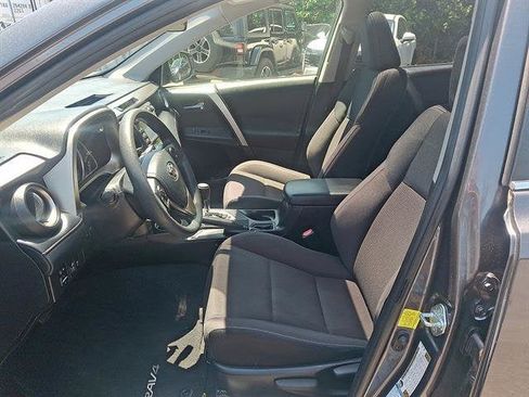Used 2015 Toyota RAV4 XLE AWD/4WD image 14