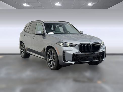 New 2026 BMW X5 xDrive40i w/ M Sport Package image 6