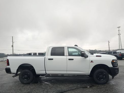 New 2026 RAM 2500 Tradesman AWD/4WD image 3