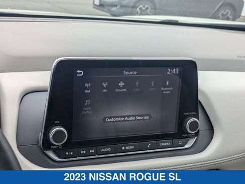 Used 2023 Nissan Rogue SL AWD/4WD image 23