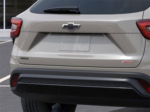 New 2026 Chevrolet Trax RS image 14