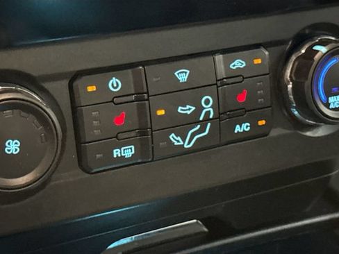 Used 2020 Ford F250 XLT w/ Tremor Off-Road Package AWD/4WD image 21