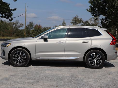 Used 2022 Volvo XC60 B5 Inscription w/ Advanced Package image 28