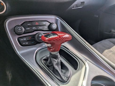 Used 2017 Dodge Challenger R/T Scat Pack RWD image 11