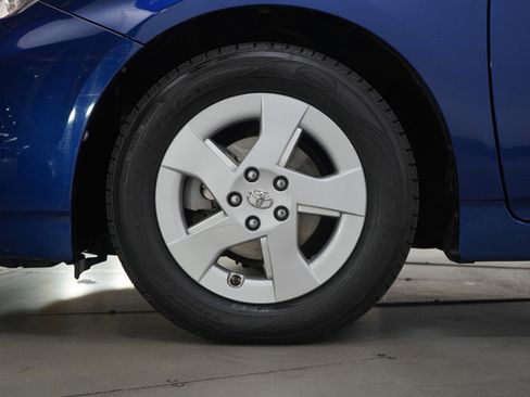 Used 2011 Toyota Prius Two image 23