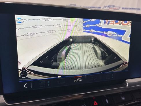 Used 2024 Chevrolet Silverado 1500 LTZ w/ Technology Package image 32