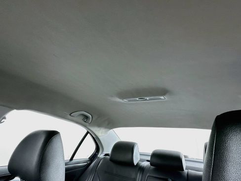 Used 2012 Volkswagen Jetta SE FWD image 19
