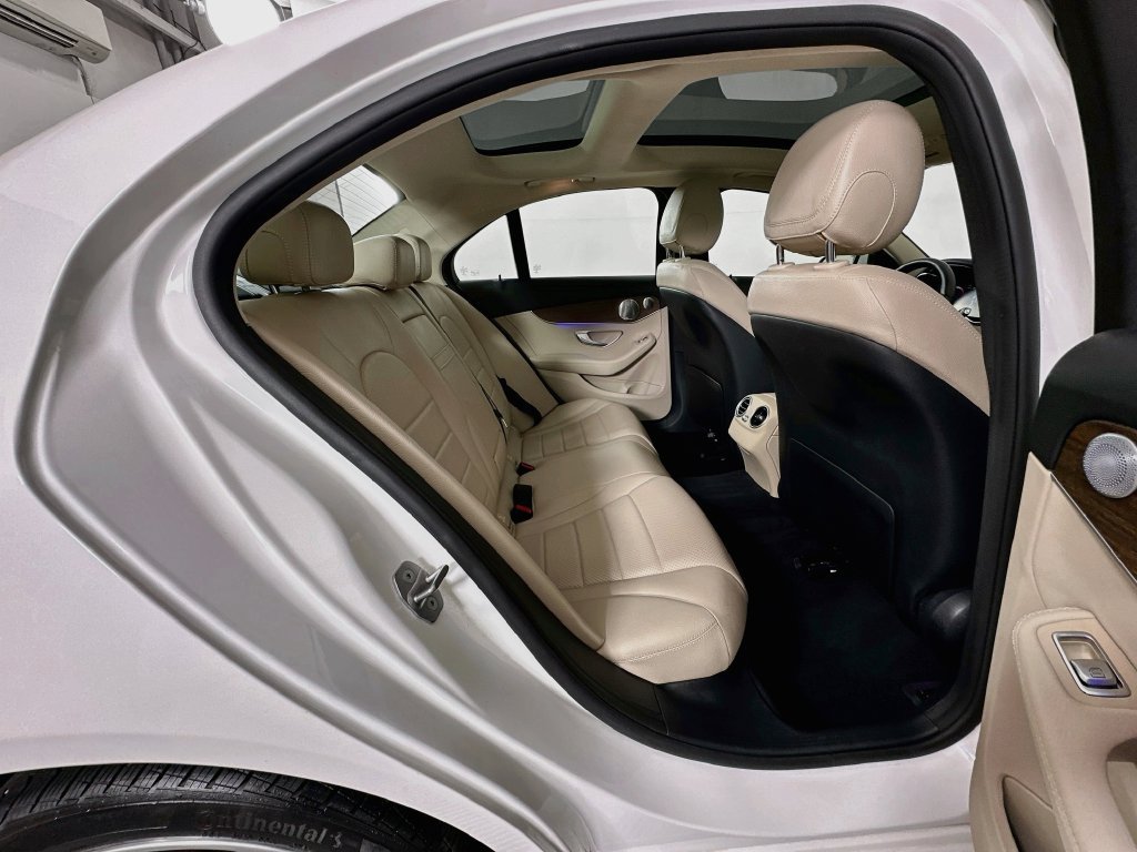 Used 2021 Mercedes-Benz C 300 4MATIC Sedan image 26