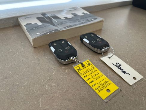 Used 2019 Chevrolet Silverado 1500 LT Trail Boss image 16