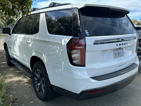 Used 2021 Chevrolet Tahoe Z71 w/ Z71 Signature Package image 4