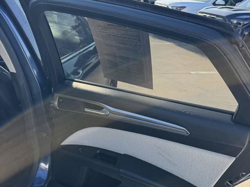 Used 2019 Ford Fusion SE w/ Equipment Group 151A FWD image 13