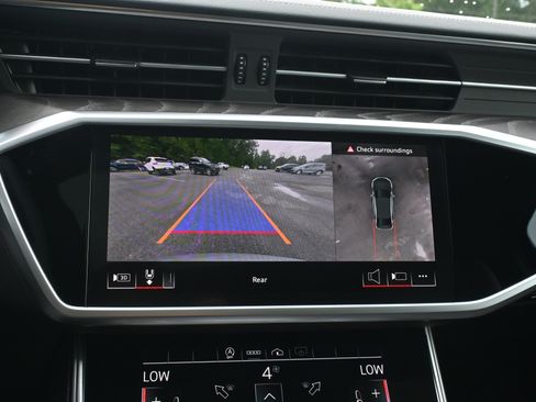 Used 2024 Audi A6 Premium Plus w/ Premium Plus Package image 28