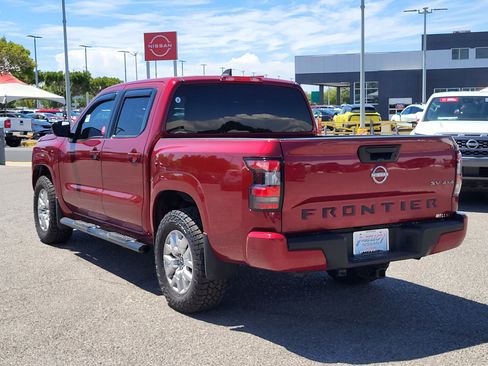 Certified 2022 Nissan Frontier SV AWD/4WD image 8