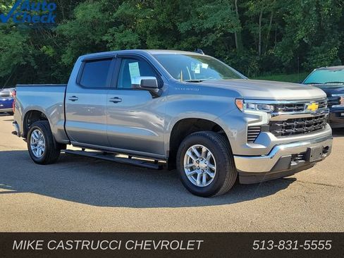 Used 2023 Chevrolet Silverado 1500 LT w/ Leather Package AWD/4WD image 7