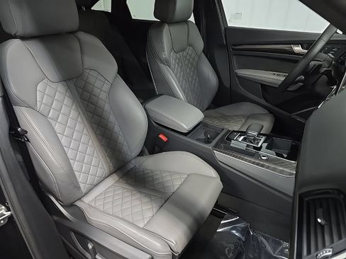 Used 2024 Audi SQ5 Premium Plus w/ S Sport Package AWD/4WD image 15