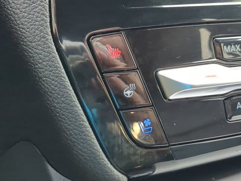 Certified 2022 Ford Explorer Limited w/ Equipment Group 301A image 22