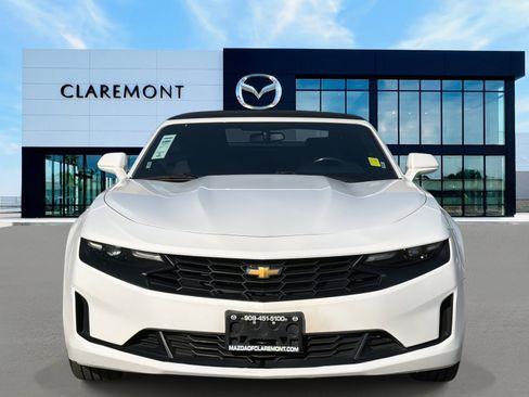 Used 2020 Chevrolet Camaro LT image 2