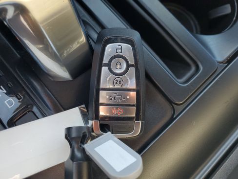 Used 2025 Ford F150 Platinum w/ Equipment Group 703A Plus image 29