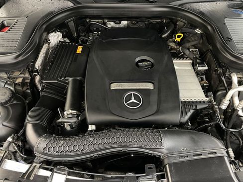 Used 2018 Mercedes-Benz GLC 300 4MATIC image 48