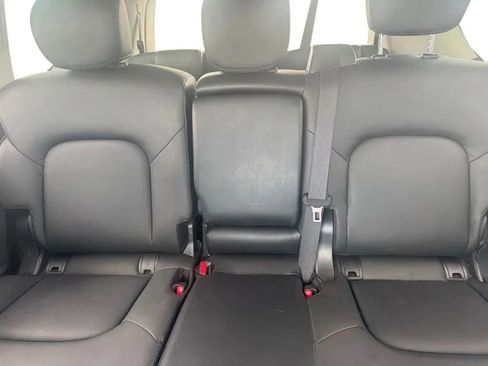 Used 2021 Nissan Armada SV w/ SV Appearance Package AWD/4WD image 18