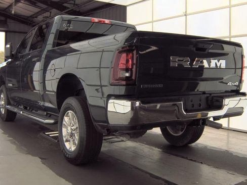 Used 2026 RAM 2500 Big Horn AWD/4WD image 6
