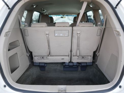 Used 2014 Honda Odyssey LX image 18