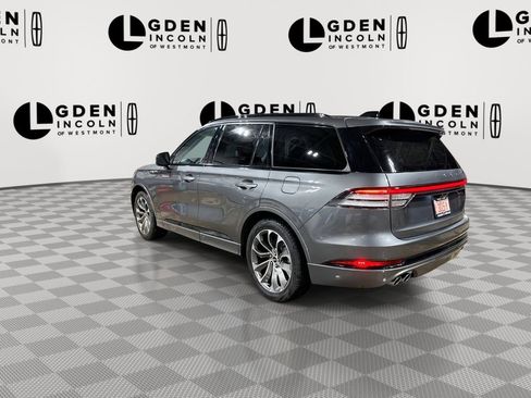 Used 2025 Lincoln Aviator 2WD w/ Jet Appearance Package image 6