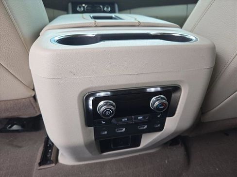 Used 2024 GMC Yukon Denali image 18